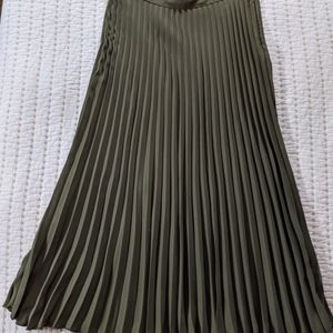 Olive green pleated skirt